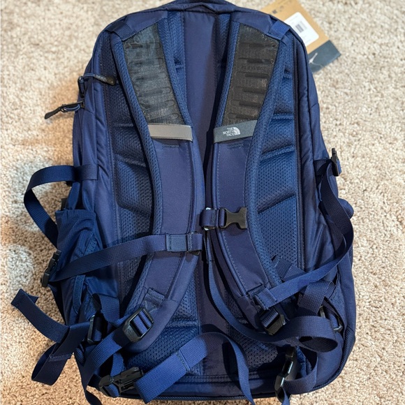 The North Face Unisex Borealis Day Travel Hike Student Backpack - 28L - Picture 3 of 5
